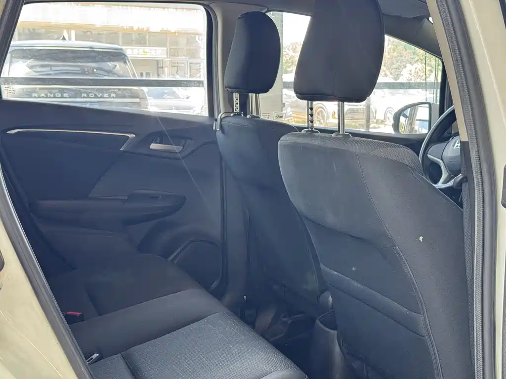 Honda Fit 2015 — фото 10