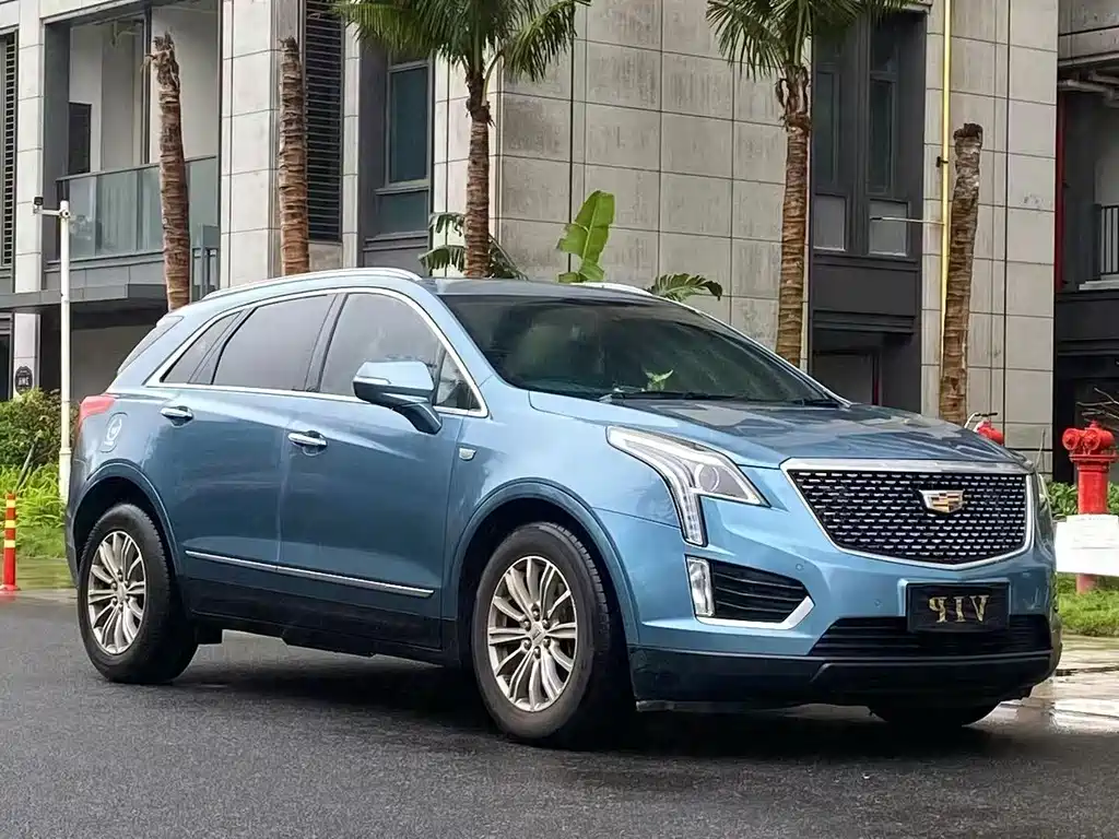 Cadillac XT5 2018 — фото 12