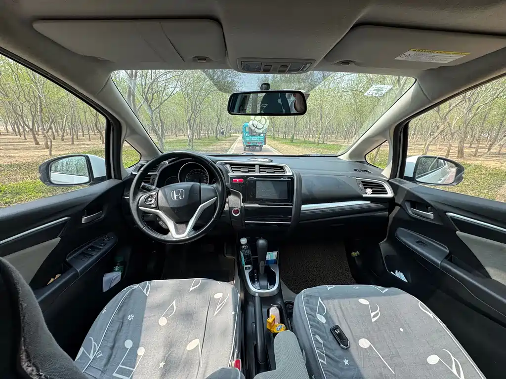 Honda Fit 2015 — фото 7