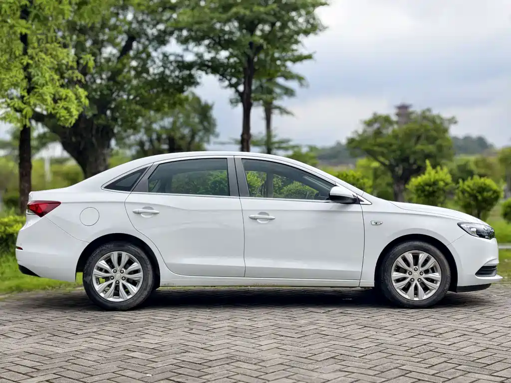 Buick Excelle 2022
