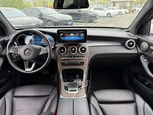 Mercedes-Benz GLC 2019