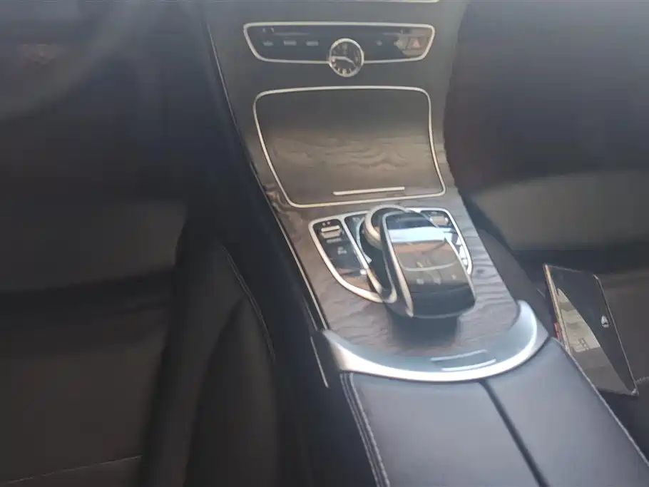 Mercedes-Benz C-Class 2016 — фото 16