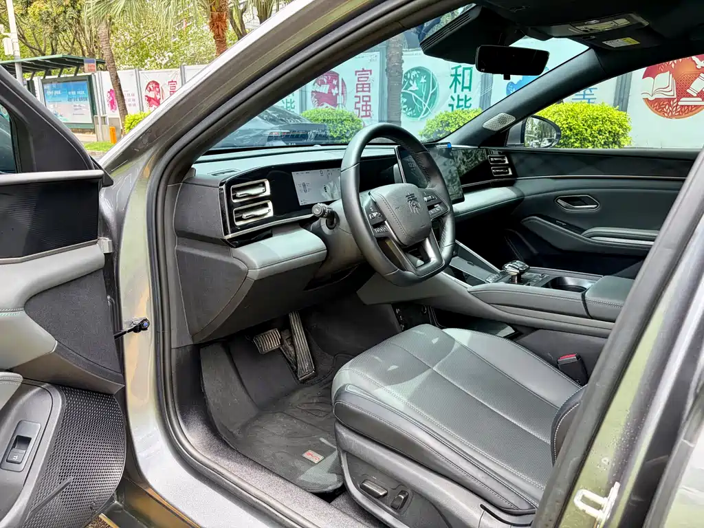 BYD Qin L 2025 — фото 7