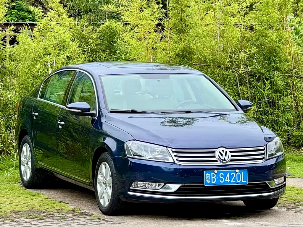 Volkswagen Magotan 2012