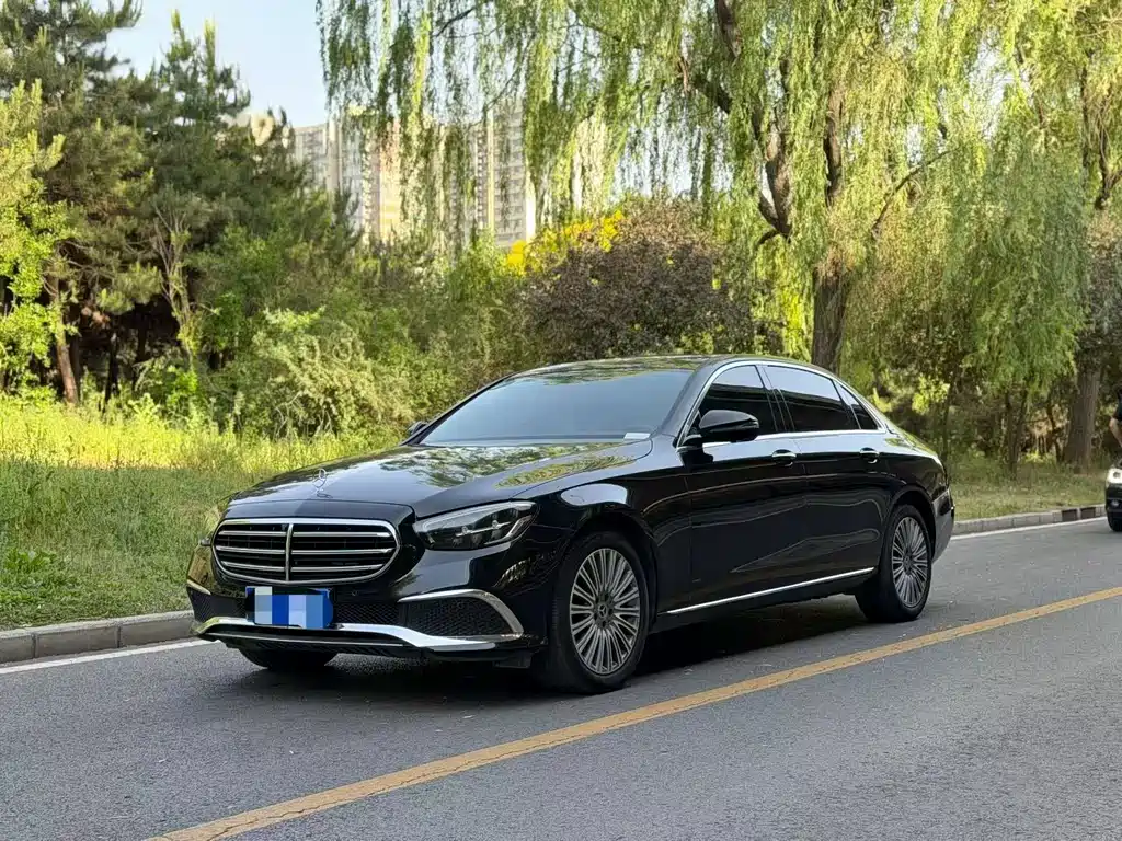 Mercedes-Benz E-Class 2021