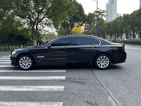 BMW 7 Series 2013