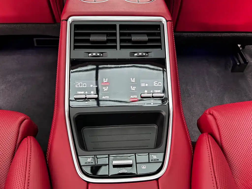 Porsche Panamera 2024 — фото 19