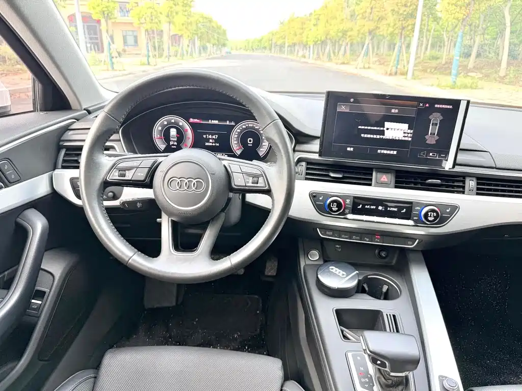 Audi A4L 2021 — фото 8