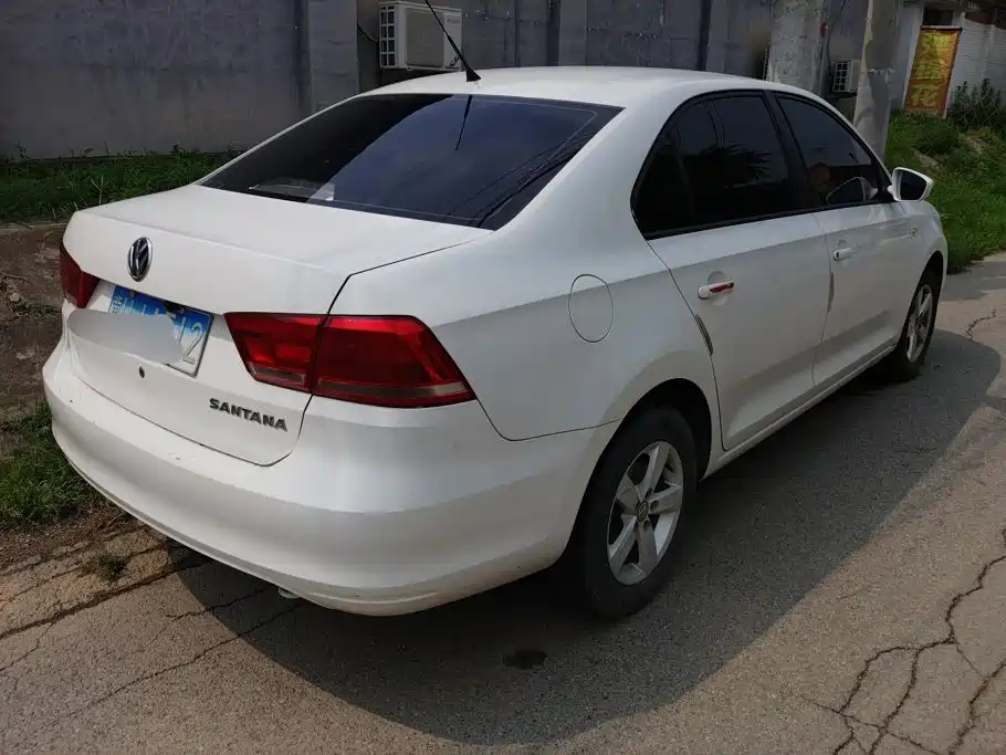 Volkswagen Santana 2016