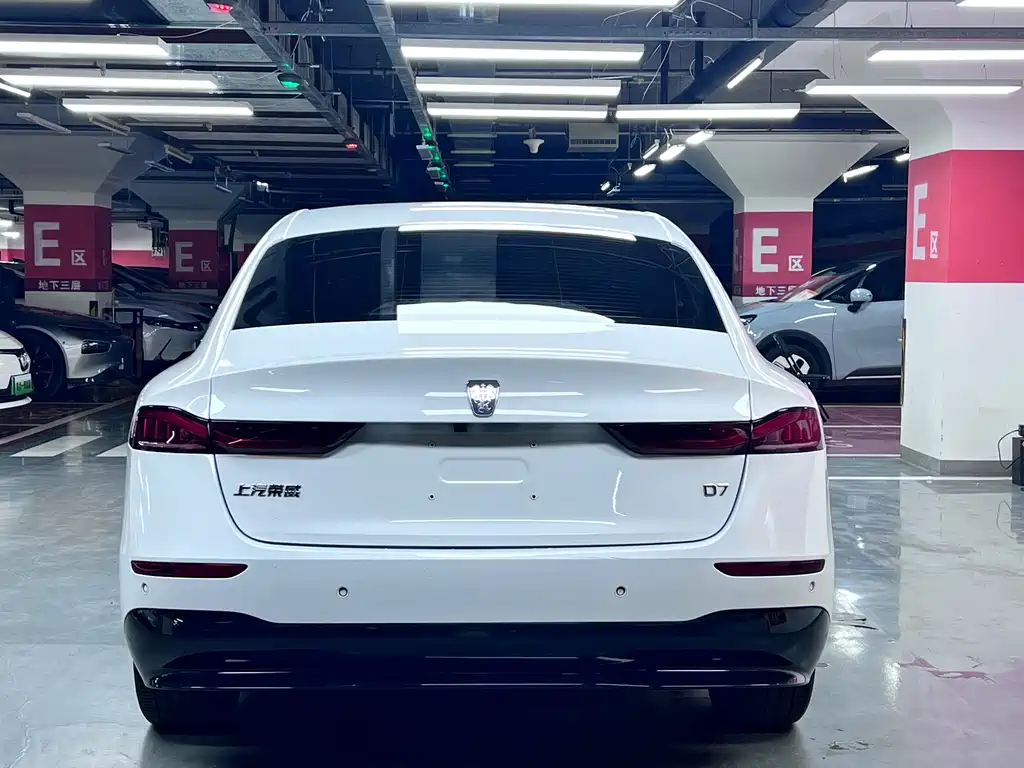 Roewe D7 2023 — фото 10