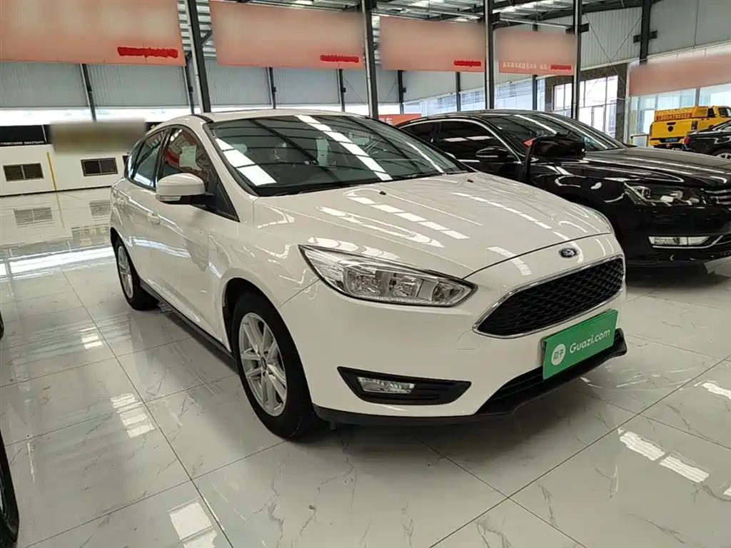 Ford Focus 2019 — фото 4