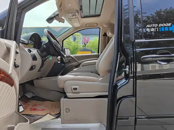 Mercedes-Benz Viano 2014