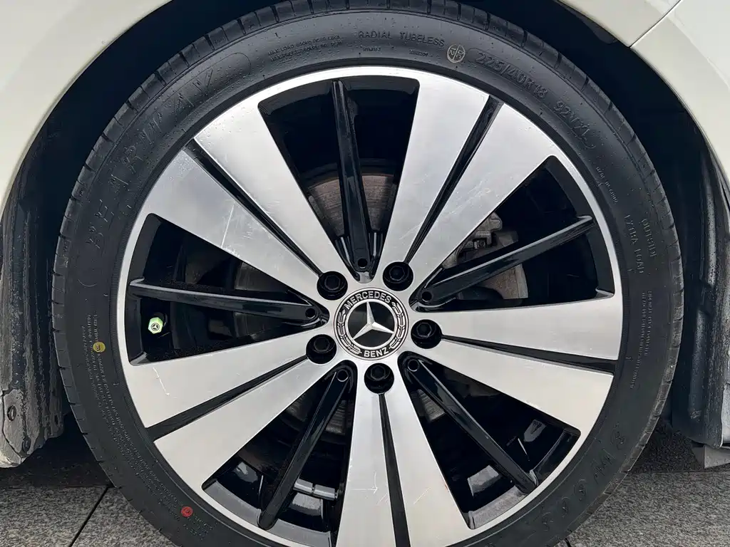 Mercedes-Benz CLA 2015 — фото 4
