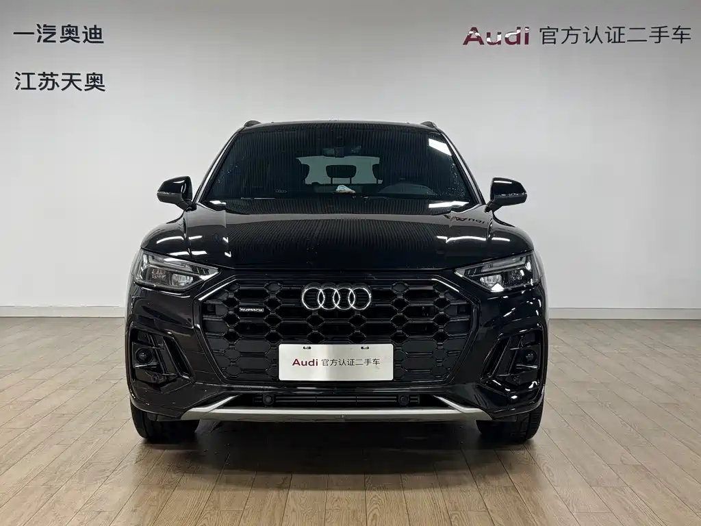 Audi Q5L 2025 — фото 2