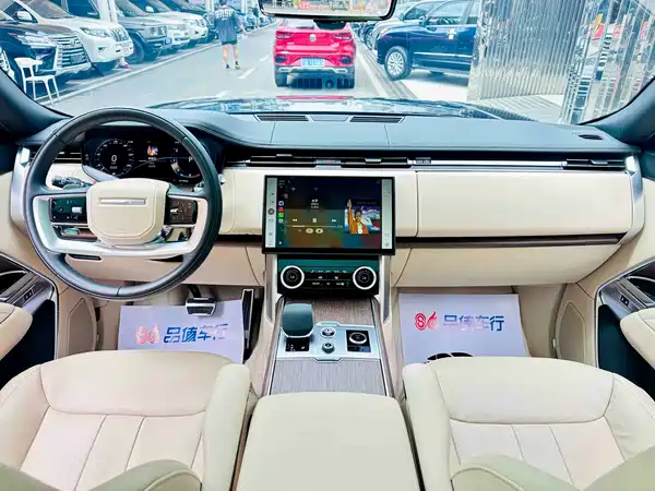 Land Rover Range Rover 2023