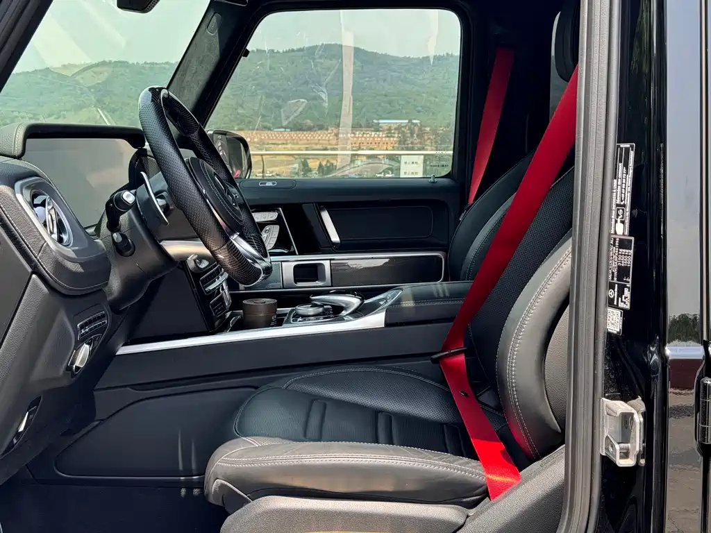 Mercedes-Benz G-Class 2023 — фото 17
