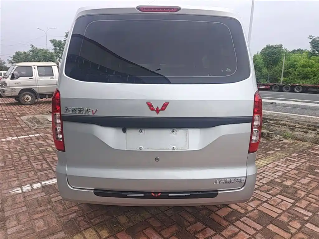 Wuling Hongguang V 2019