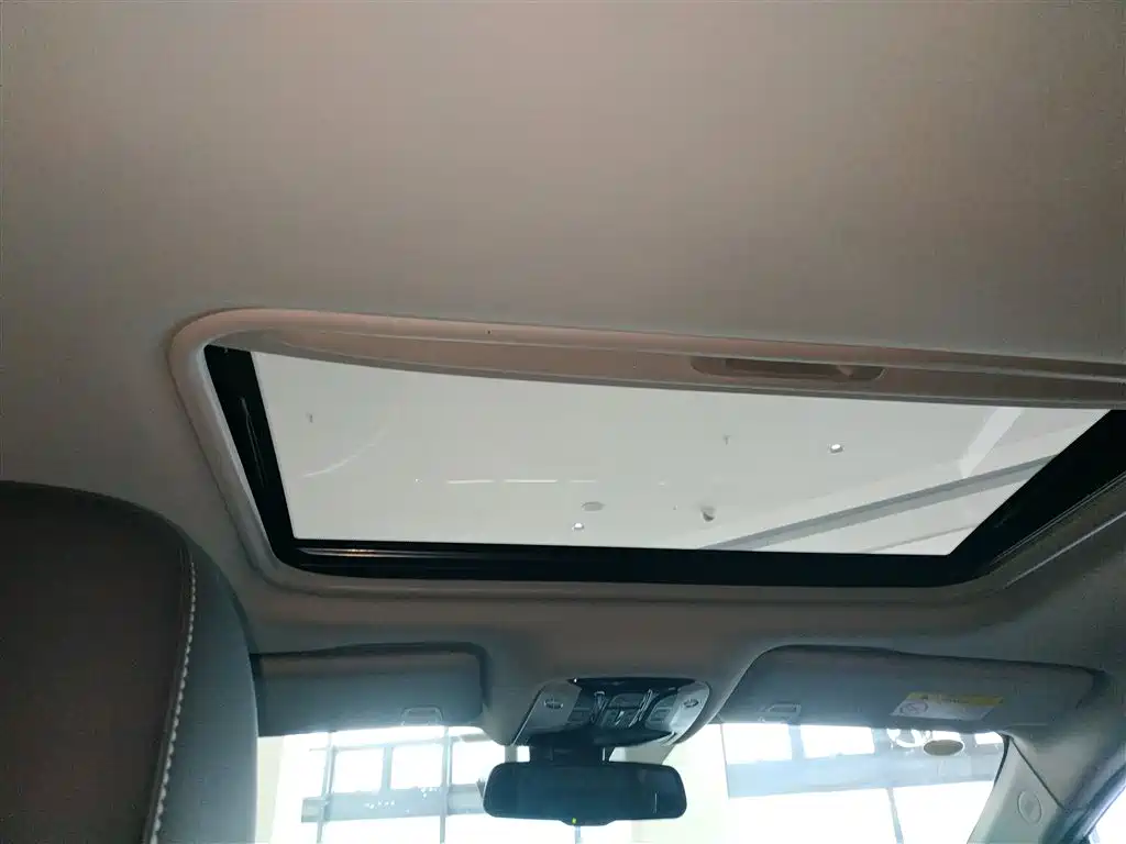 GAC Motor Trumpchi M8 2022 — фото 18