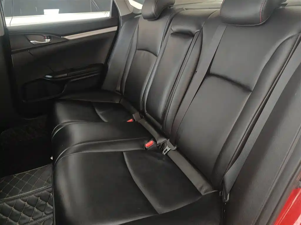 Honda Civic 2020 — фото 13