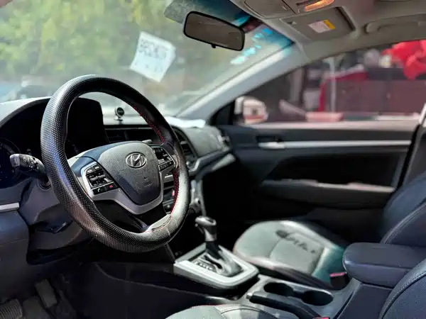 Hyundai Celesta 2016