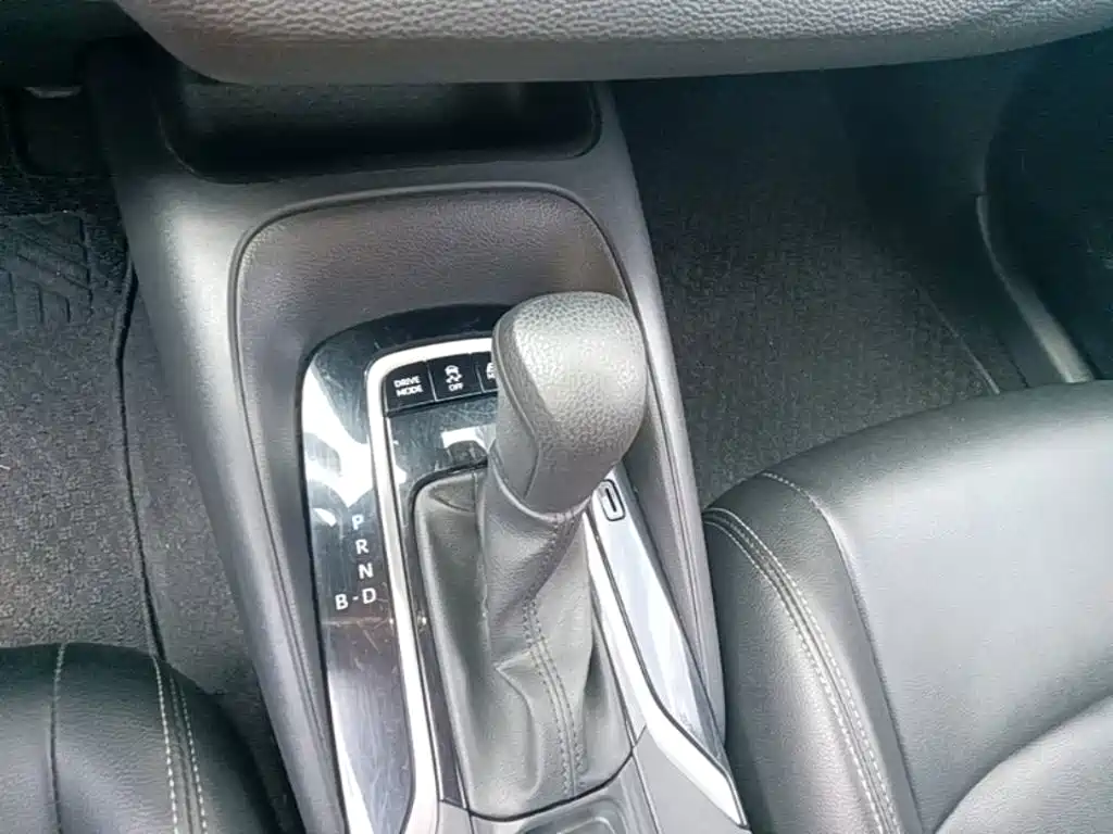 Toyota Corolla 2022 — фото 14
