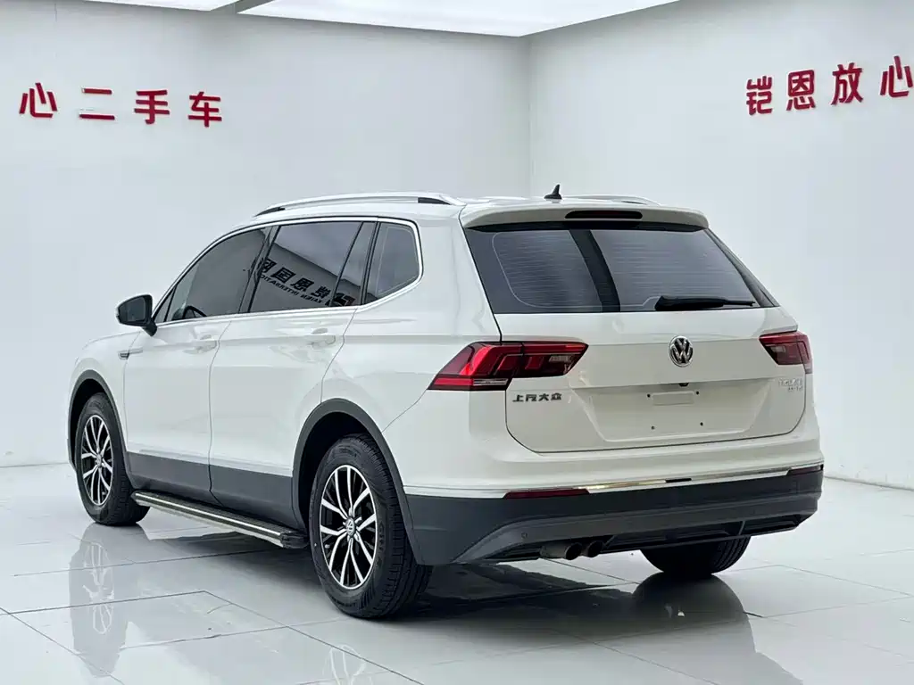 Volkswagen Tiguan L 2018 — фото 23