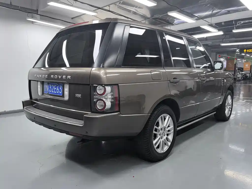 Land Rover Range Rover 2011 — фото 16