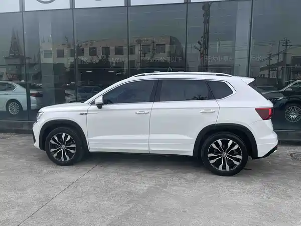 Volkswagen Tharu 2021