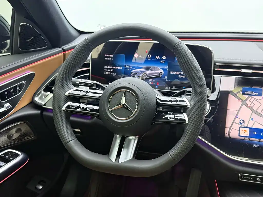 Mercedes-Benz E-Class 2024 — фото 15