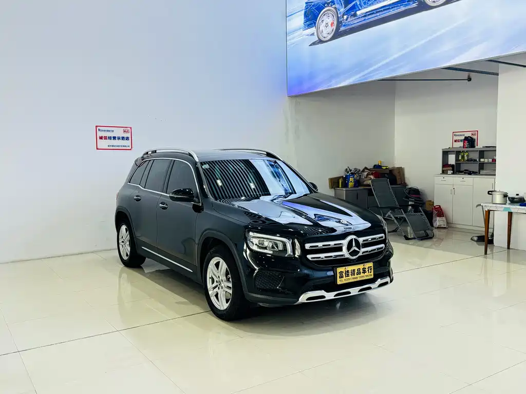 Mercedes-Benz GLB 2021