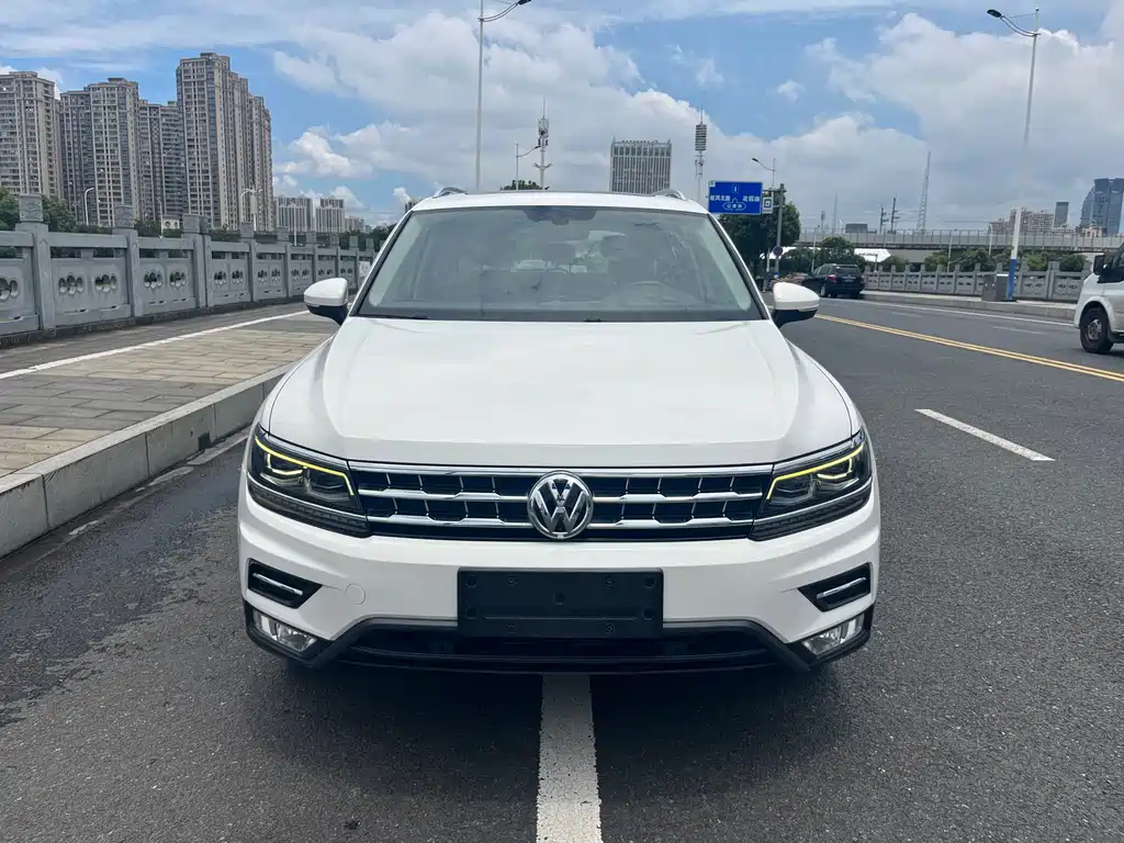 Volkswagen Tiguan L 2017