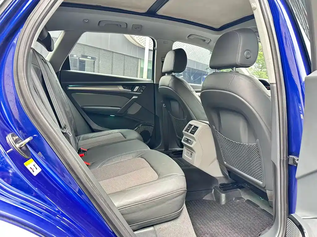 Audi Q5L 2019 — фото 15
