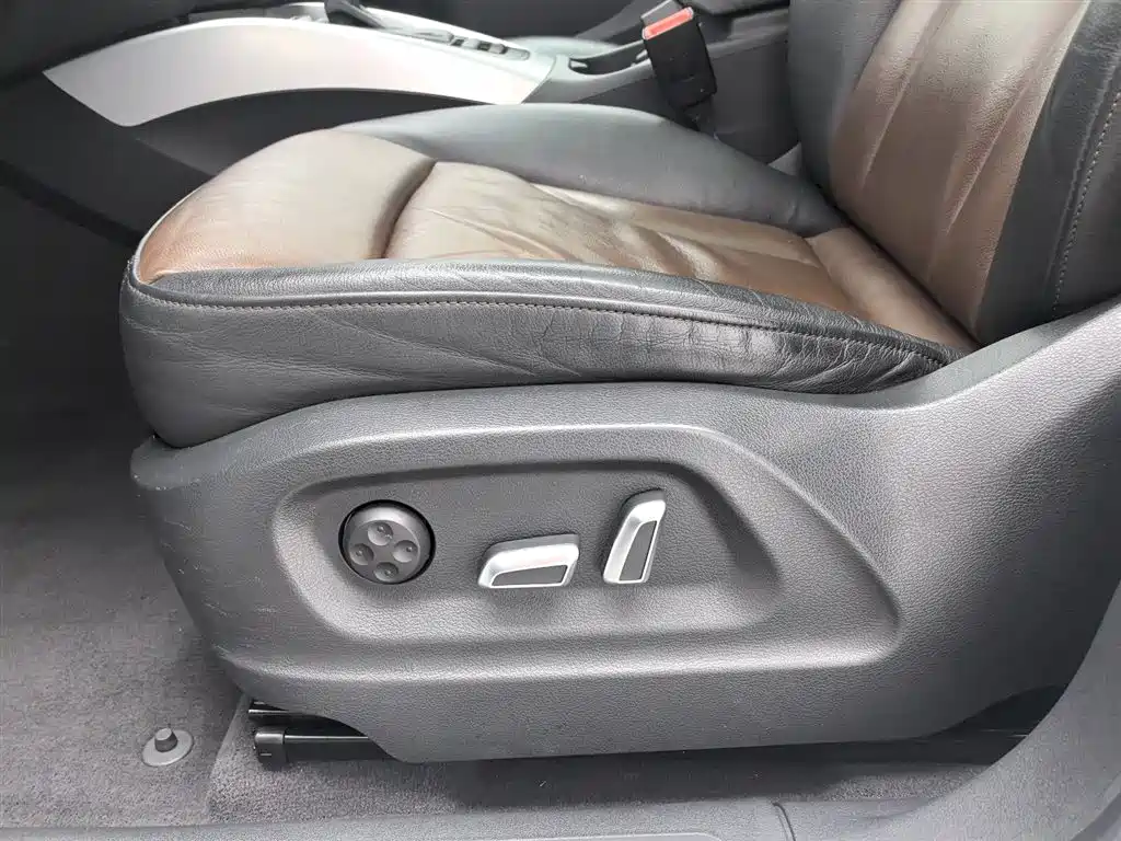 Audi Q5 2015 — фото 20