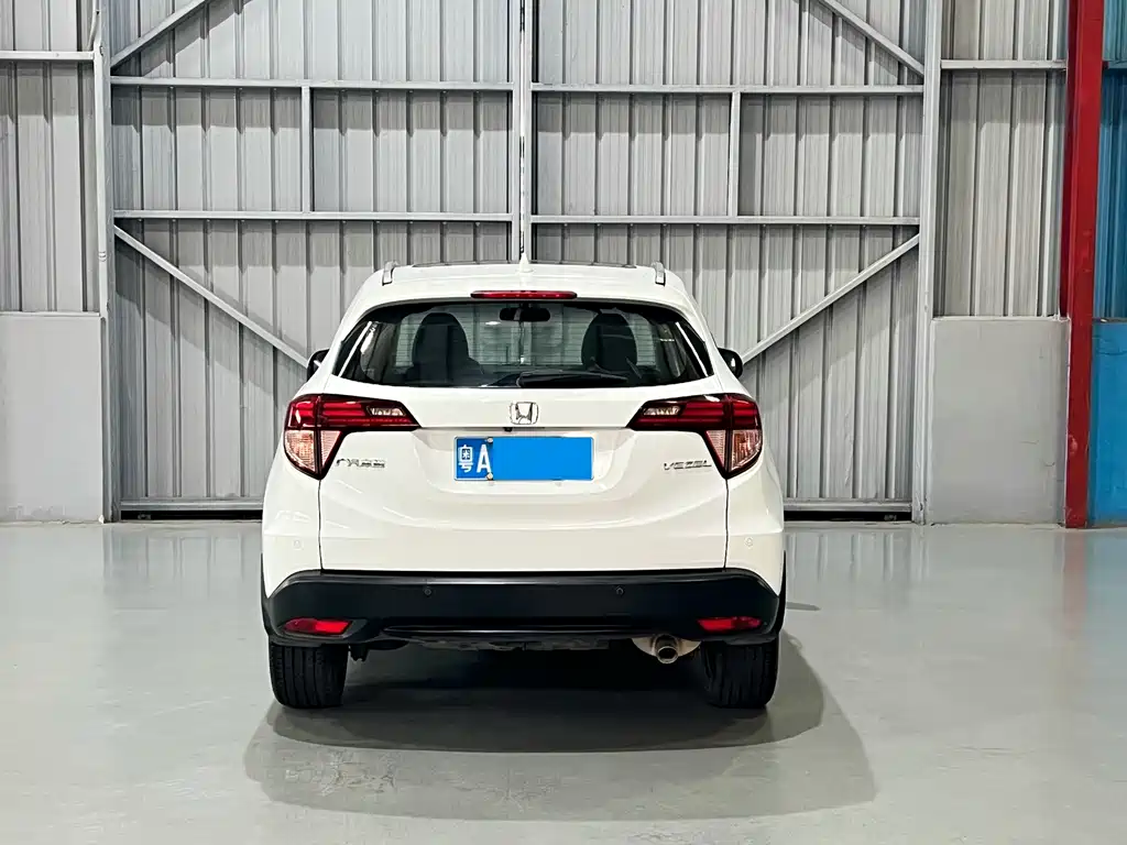 Honda Vezel 2015 — фото 8