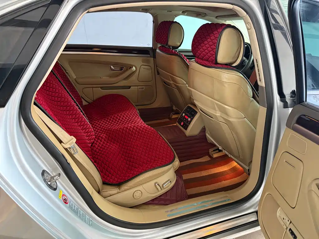 Audi A8 2005