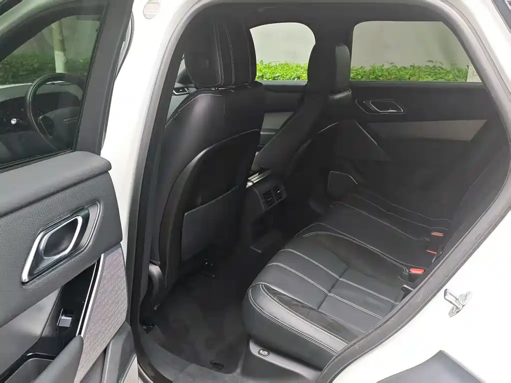 Land Rover Velar 2018 — фото 10
