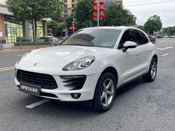 Porsche Macan 2015
