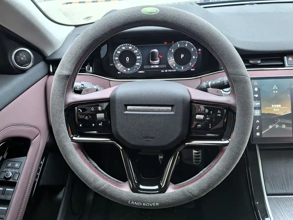 Land Rover Evoque 2025 — фото 11