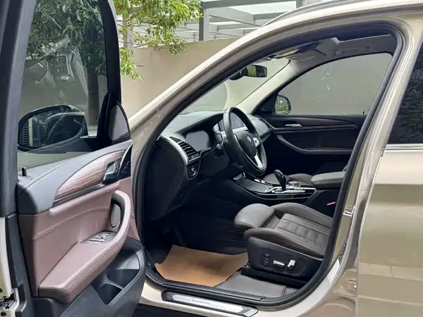 BMW X3 2021
