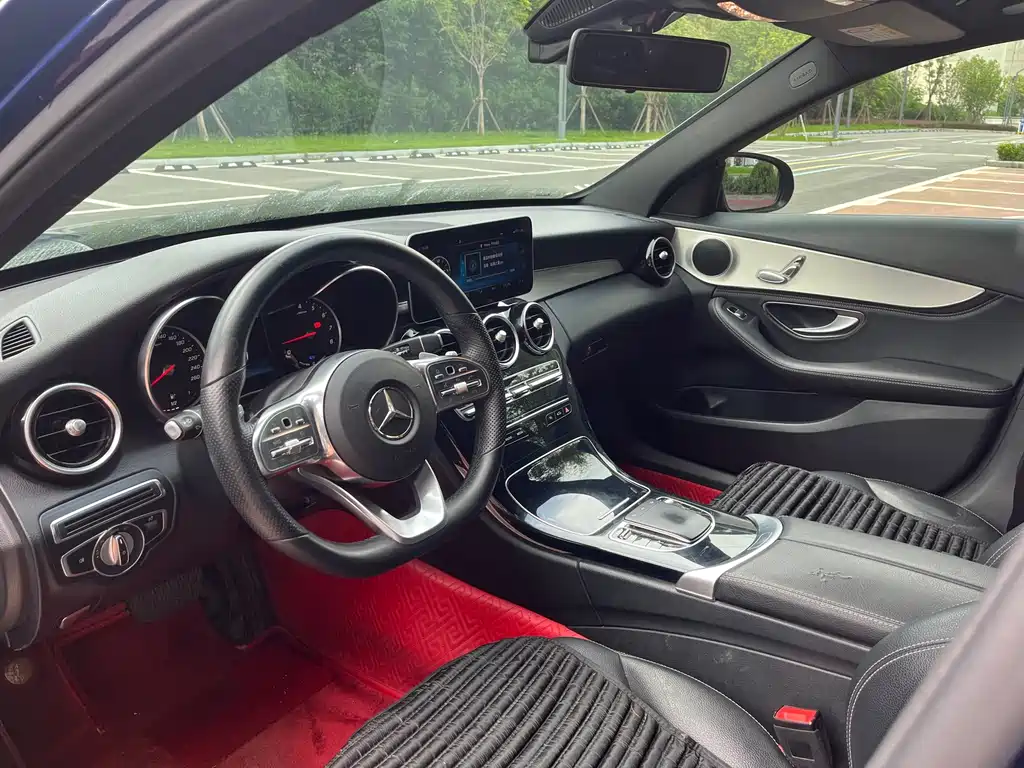 Mercedes-Benz C-Class 2019 — фото 4