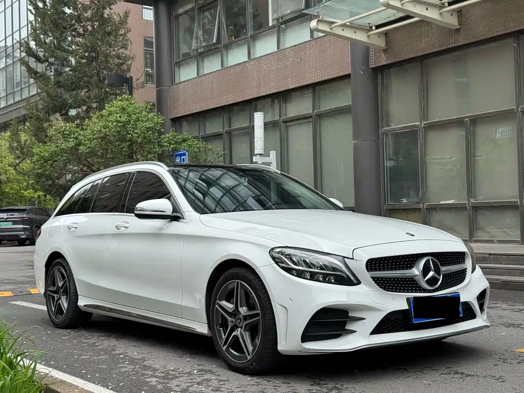 Mercedes-Benz C-Class 2019 — фото 3