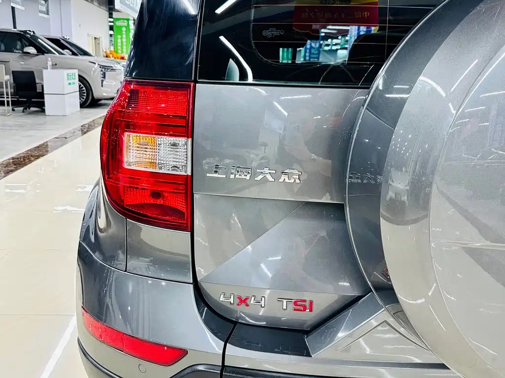 Skoda Yeti 2014 — фото 12