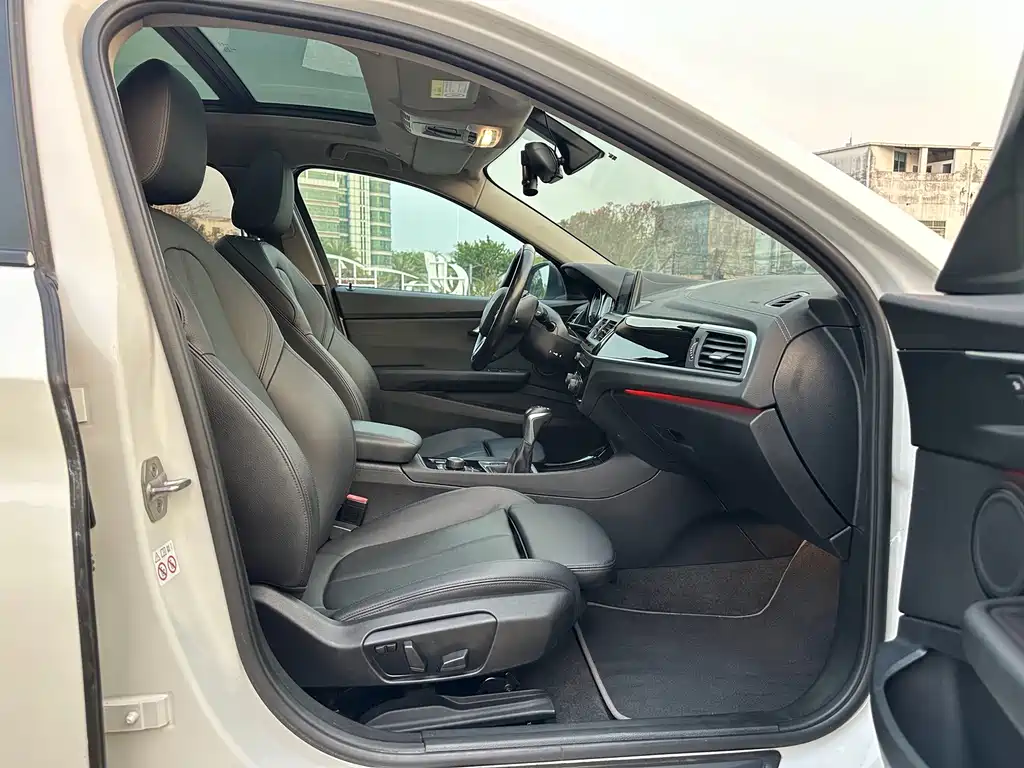 BMW 1 Series 2018