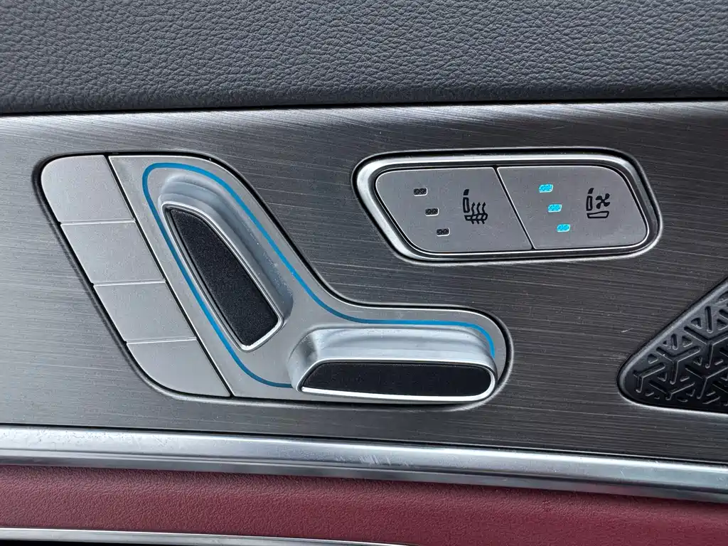Jetour X70 PLUS 2024 — фото 15