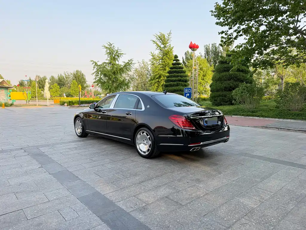 Mercedes-Benz S-Class 2015