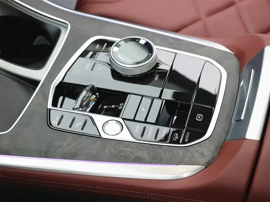 BMW X5 2025 — фото 15