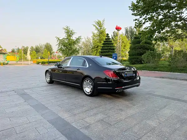 Mercedes-Benz Maybach S-Class 2015