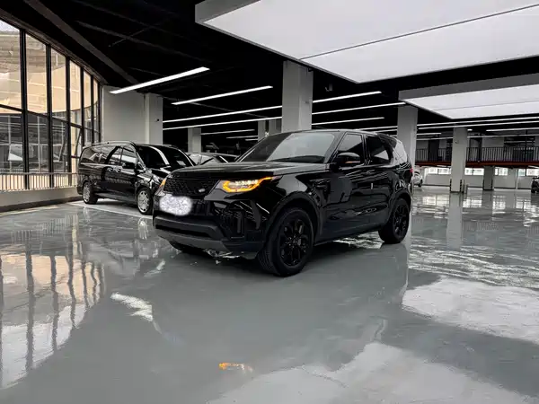 Land Rover Discovery 2020