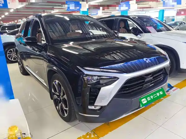 NIO ES8 2022