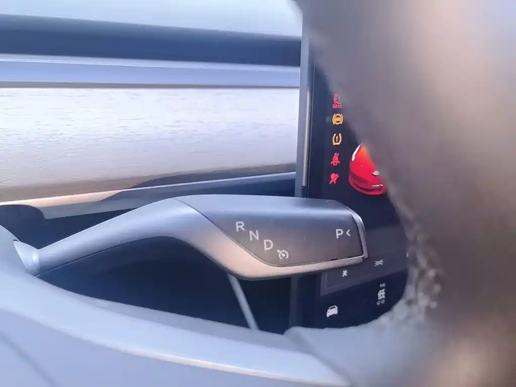 Tesla Model 3 2020 — фото 14